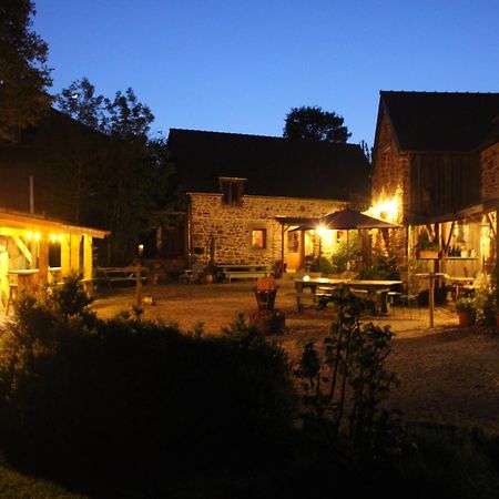 Hof Mellon Villa Plouguernével Eksteriør billede